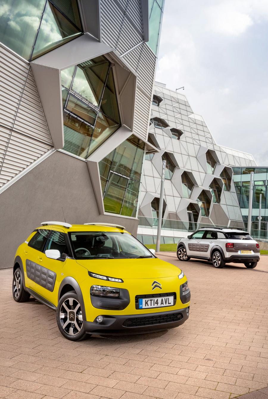  Citroen C4 Cactus 2014 года  (UK) (фото 6 из 44)